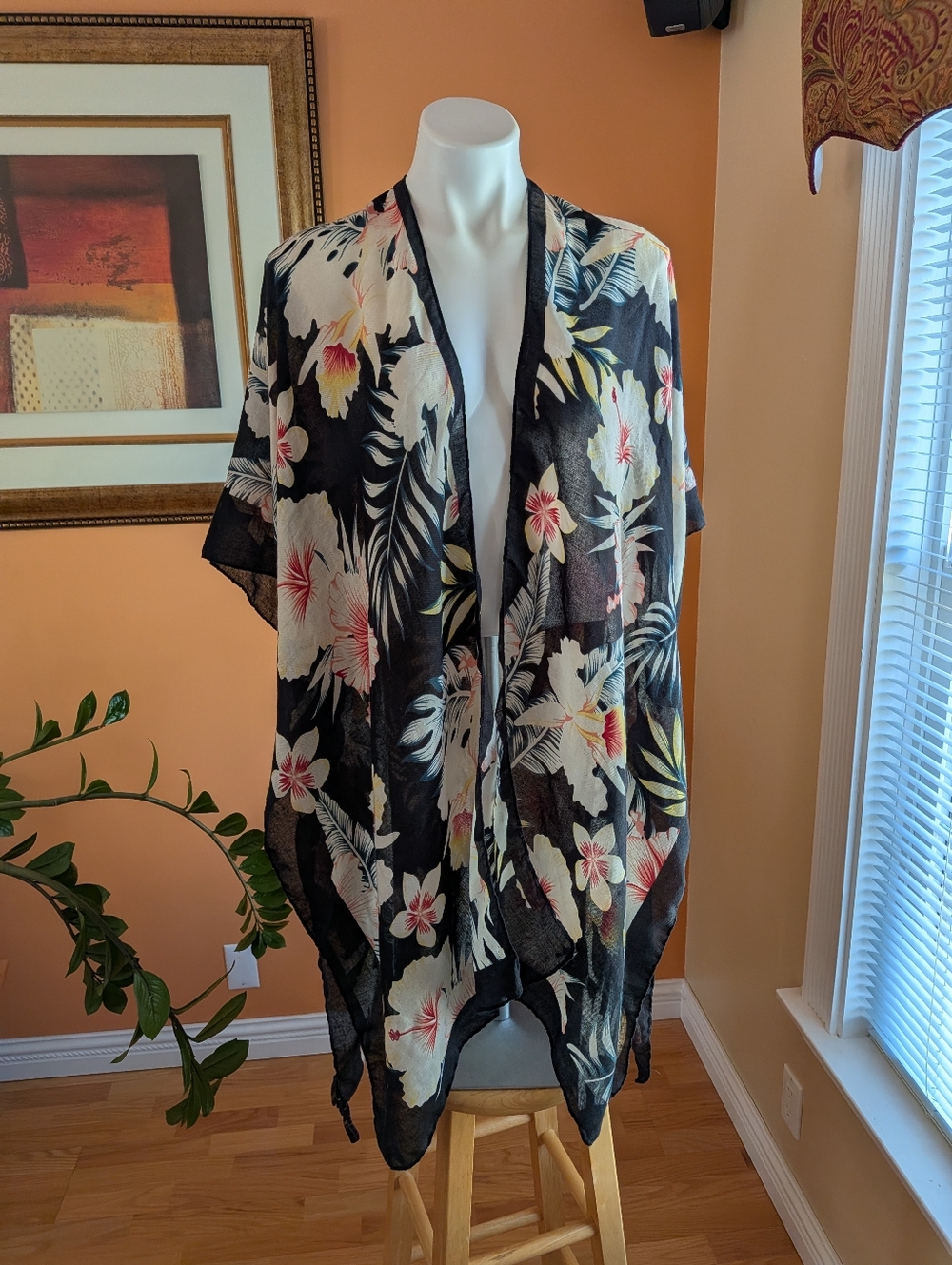 Rachel Zoe Black Floral Kimono Cover-Up with Cream & Pink Hibiscus Size OS